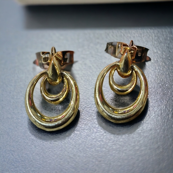 Trifari Gold Tone Door Knocker Earrings - Vintage - Picture 2 of 2